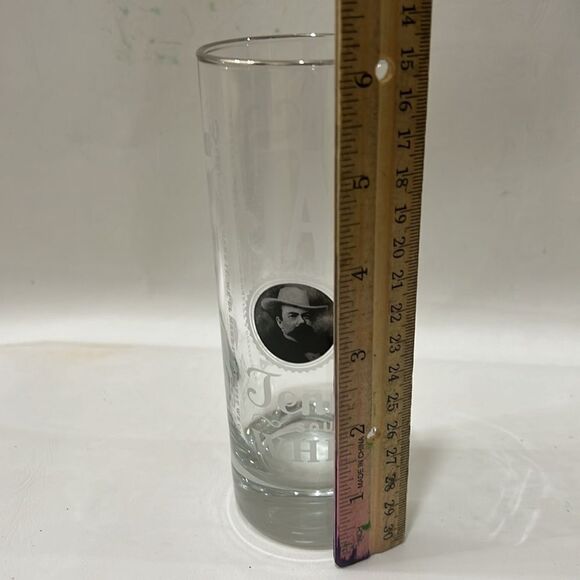 Jack Daniels Whiskey Glass  10 Ounces 6 1/4 In Tall 2 1/4 Inch Round Silver Trim - Picture 3 of 5